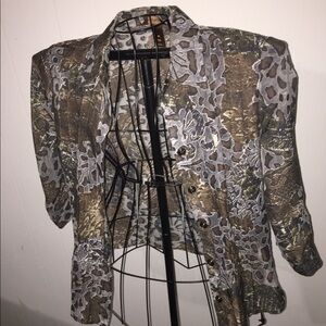 ❤️ Multiples size medium semi sheer animal print 3/4 length sleeve button‎ d…